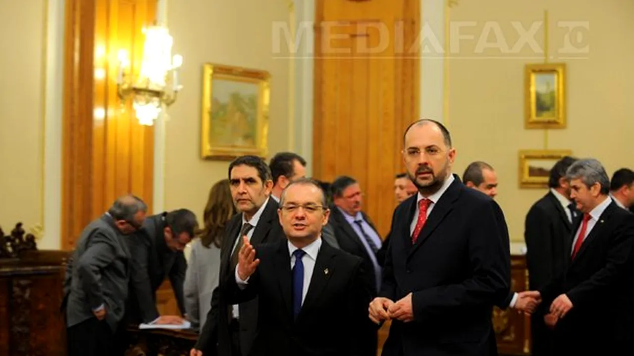 Boc: În coaliţie există un acord unanim pentru mărirea salariilor bugetarilor