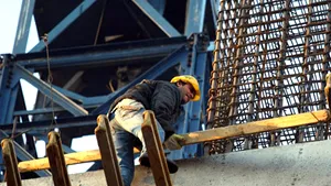 Doi morţi într-un accident de muncă pe un şantier din Făgăraş