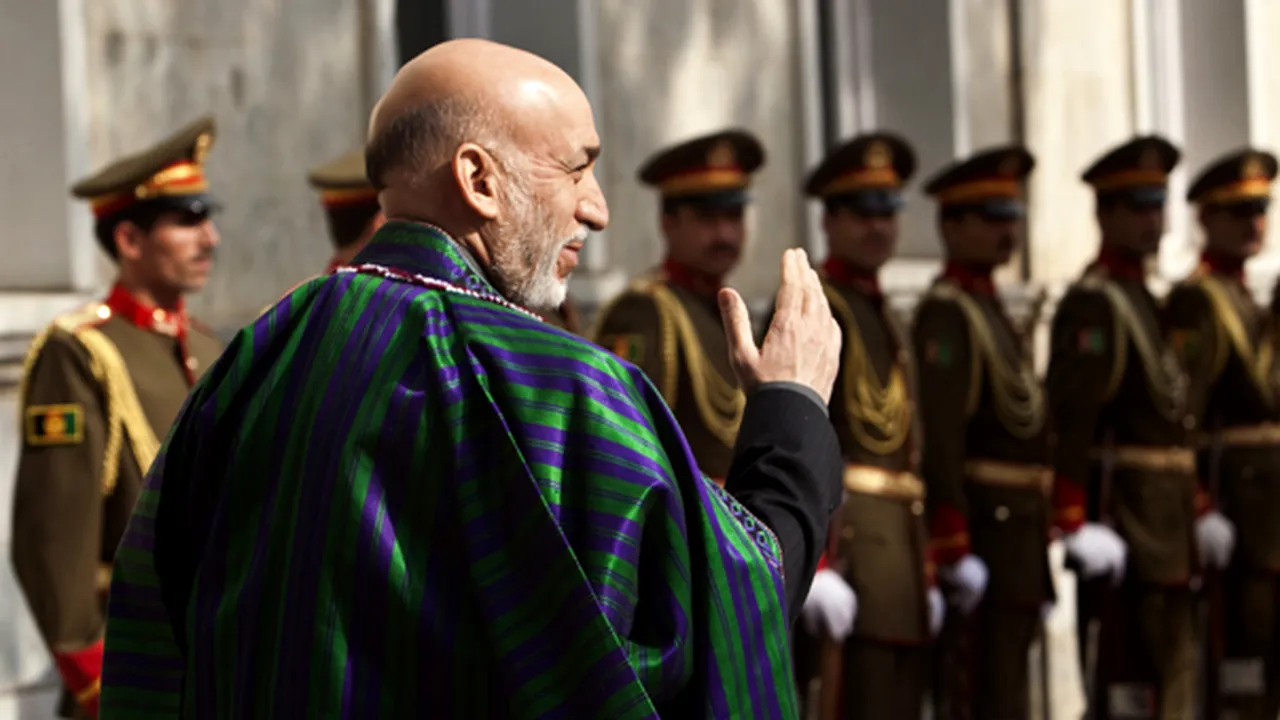 Hamid Karzai le cere din nou talibanilor să participe la reconstrucţia Afganistanului