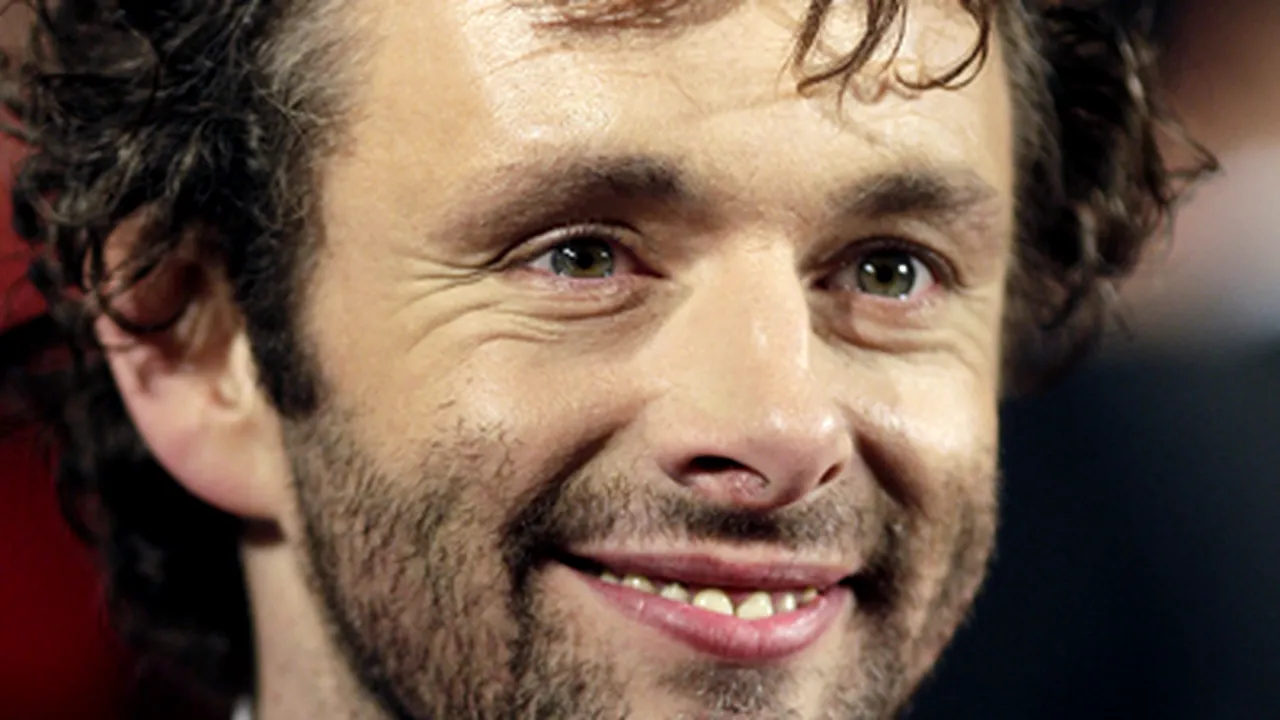 Michael Sheen vrea să interpreteze rolul lui John Lennon într-un film despre The Beatles
