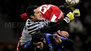 Presa italiană: Chivu a avut probleme cu Robben