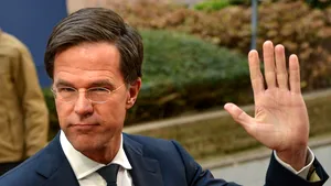 Partidul de centru-dreapta al premierului Mark Rutte a câştigat detaşat alegerile din Olanda - sondaje