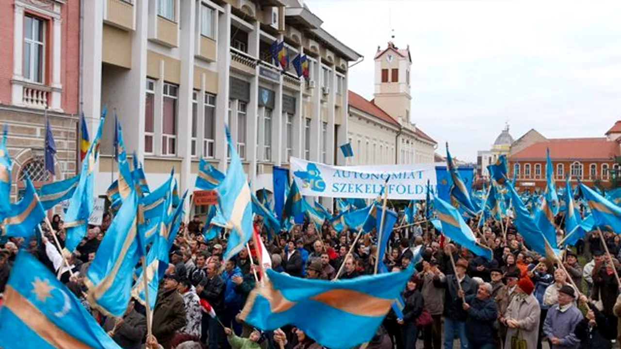 DISPUTE din cauza steagului Ţinutului Secuiesc: 