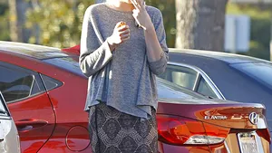 Ireland, fiica actorilor Alec Baldwin şi Kim Basinger, s-a internat într-o clinică de dezintoxicare