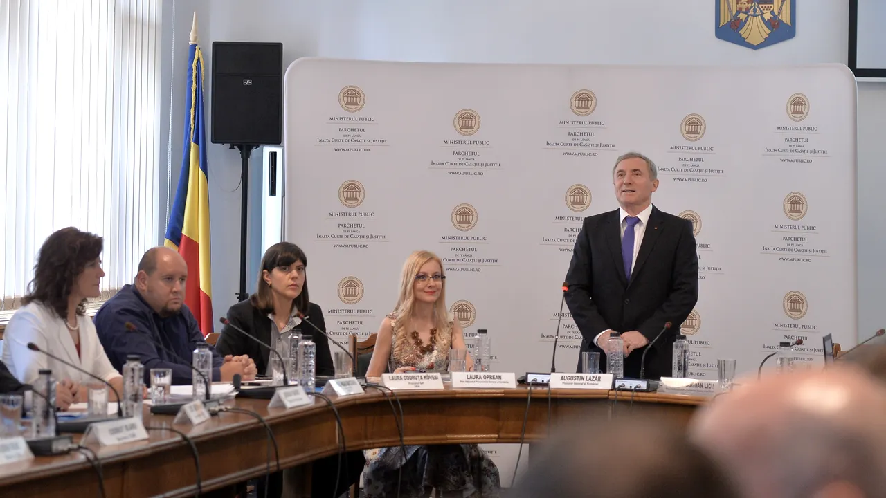 FOTO | Augustin Lazăr i-a convocat pe şefii parchetelor din toată ţara, marţi, la Bucureşti. Discuţii pe  proiectul legat de modificările aduse legilor justiţiei