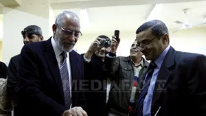 Forţele islamiste au anunţat că proiectul Constituţiei egiptene a fost aprobat cu 64% din voturi