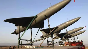 Autorităţile ucrainene îi îndeamnă pe civili să nu mai tragă în dronele lansate de ruşi