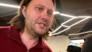 Val de plecări de la Twitter: angajaţi care au respins ultimatumul lui Elon Musk numără secundele înainte de a fi concediaţi

