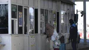Zeci de mii de oameni au trecut frontiera României în prima zi de Paşte