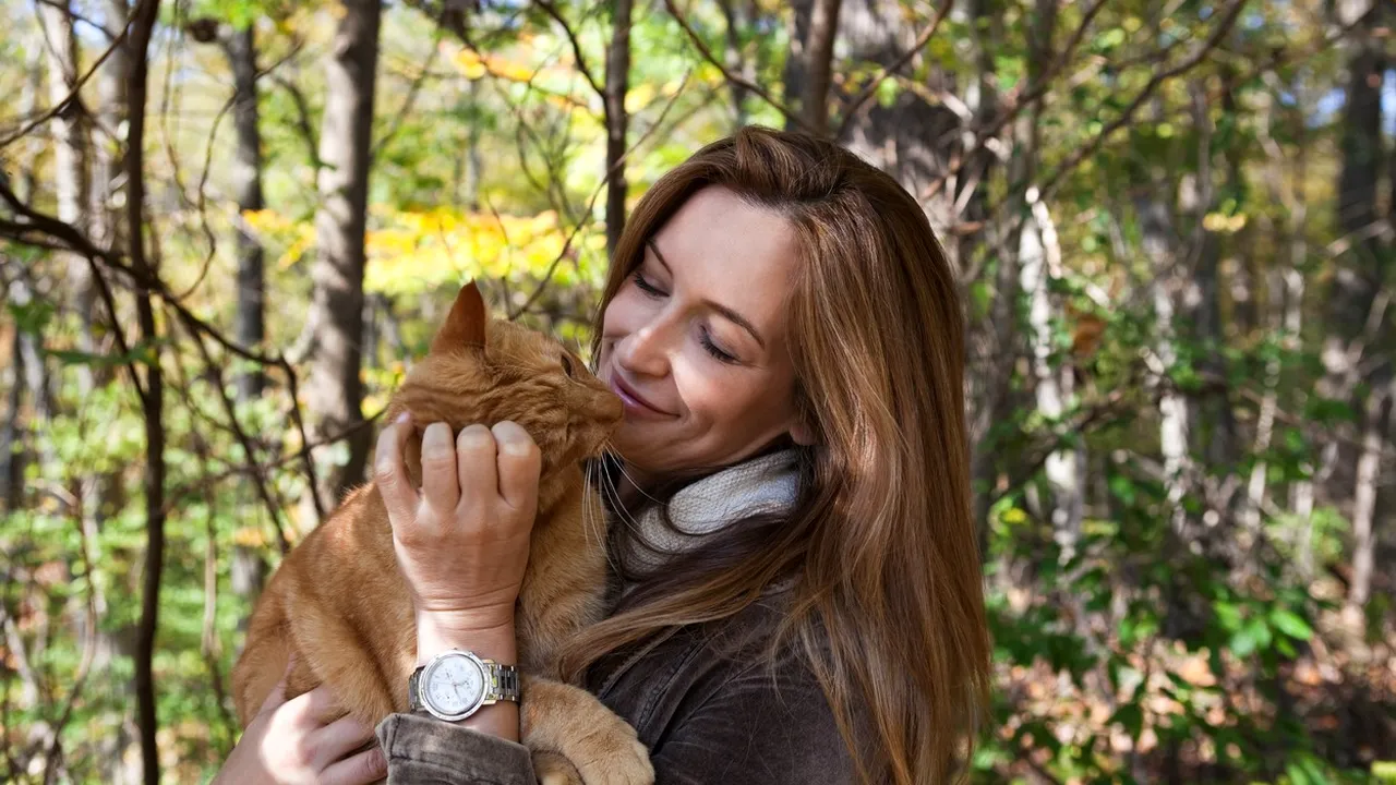 Pet shop-urile înregistrează o creştere în vânzări, după ce tot mai mulţi oameni au adoptat animale de companie