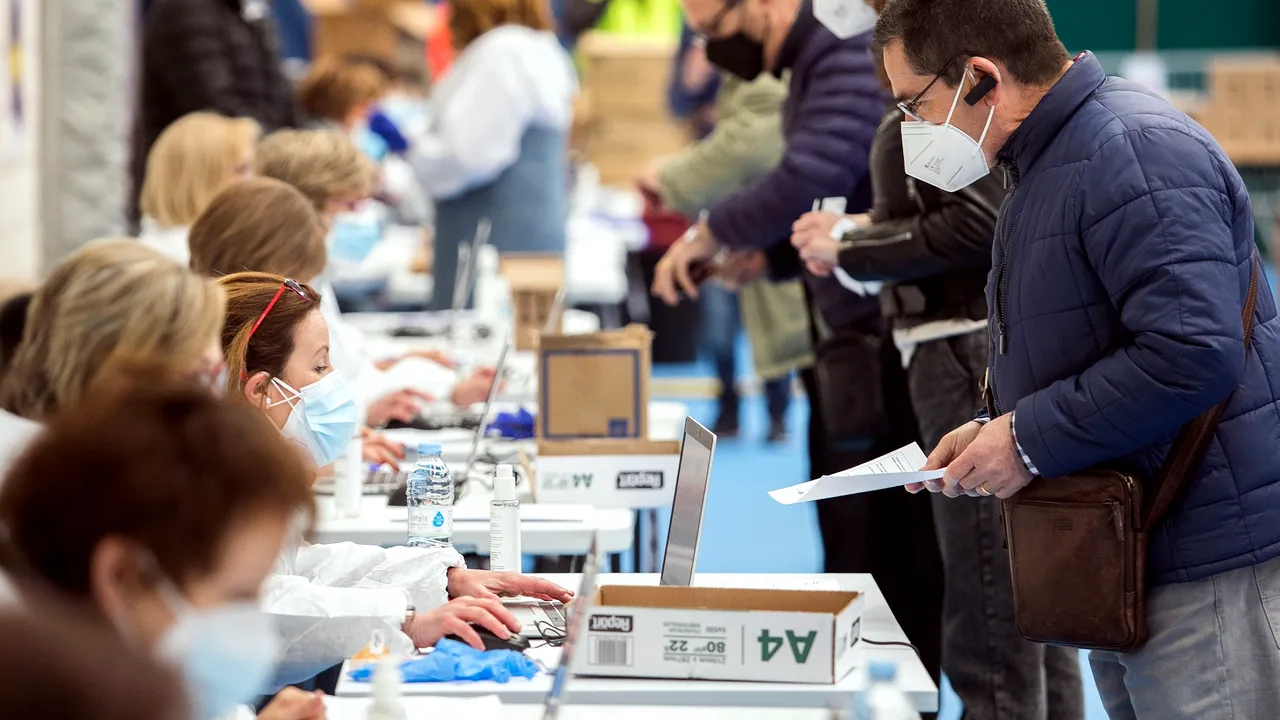 Testare in masă într-un oras din Spania: 70% din populaţie e infectată cu SARS-CoV-2