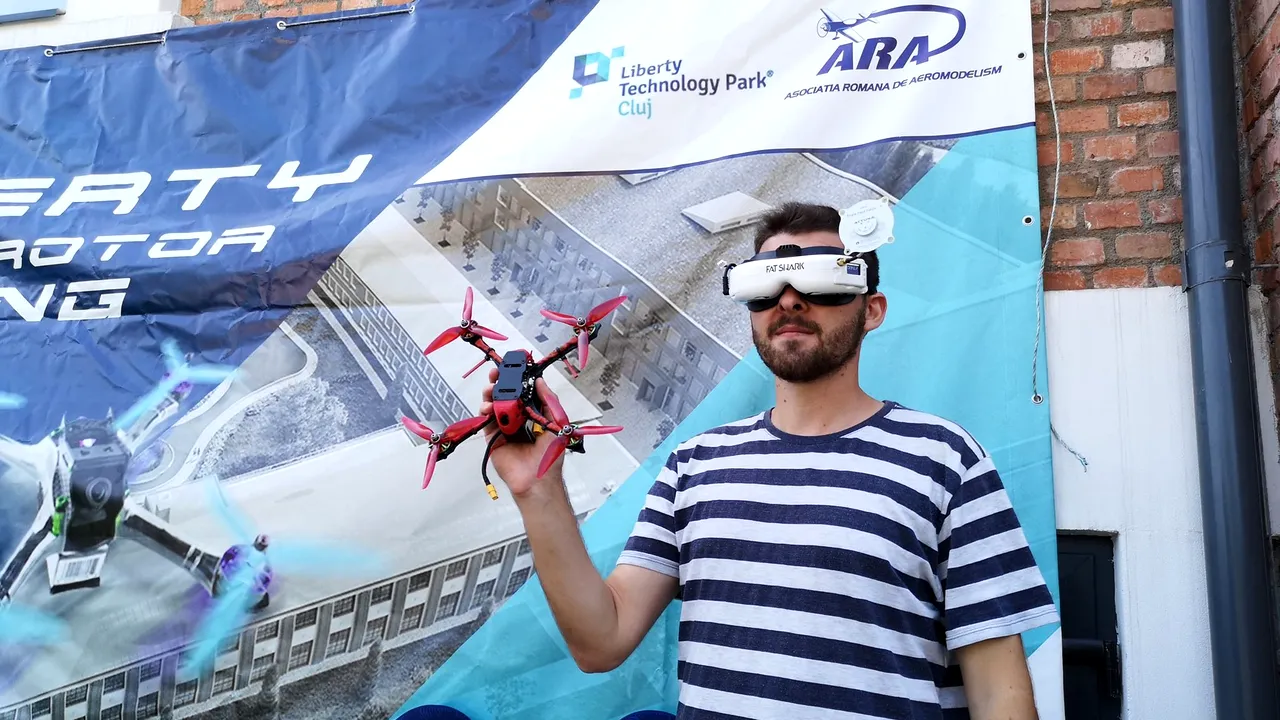 Drone care ating viteze de 200 de km/oră se întrec într-un concurs internaţional la Cluj-Napoca | VIDEO