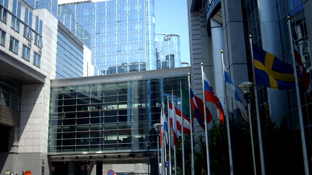 OLAF: Peste 80% din cazurile de nereguli cu fonduri de preaderare au fost din România şi Bulgaria
