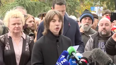 EXTERNE Studenții din Serbia cer demisii în rândul poliției și al sistemului judiciar, în timp ce se pregătesc să preia puterea