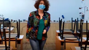 Straniul final al unui an şcolar din vremea coronavirusului. Gestul neobişnuit al învăţătoarei Cristina, la despărţirea de  „copiii ei“