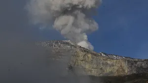 Un vulcan din Columbia ar putea erupe în câteva zile