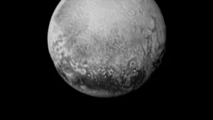 IMAGINEA lui Pluto de-a lungul anilor: De la câteva puncte difuze la planeta care a cucerit inimile oamenilor - VIDEO