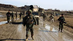 Schimb de focuri în Afganistan. Mai mulţi militari afgani şi americani au murit 