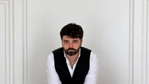 Miguel Gane, cel mai citit poet român în Spania și America Latină, invitat la Parlamentul European