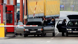 Grănicerii asigură cetăţenii români că pot intra în R.Moldova fără vize