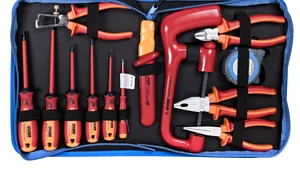 Unior Tepid - Cum separăm sculele cu adevărat conforme IEC 60900 de aparențe: tehnologie, încercări, proces de evaluare