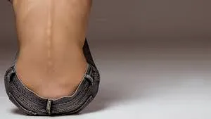 Avocatul Poporului s-a sesizat în cazul copilului de 12 ani din Botoşani care cântărea doar 6 kg