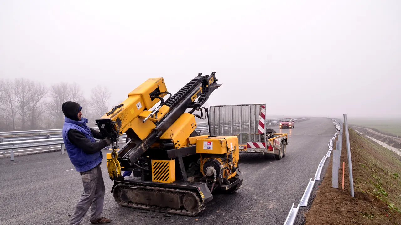 Finalizarea lucrarilor la un tronson important al unui drum naţional din ţară au fost amânate. Până când se vor prelungi restricţiile de circulaţie