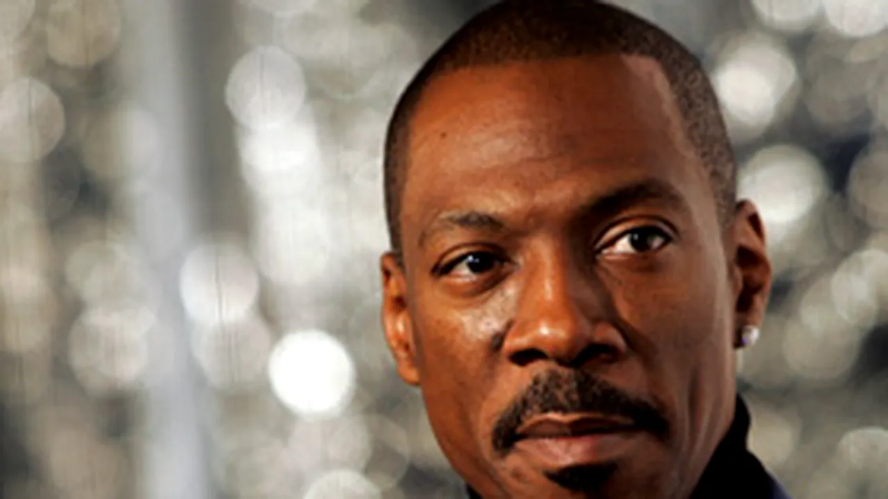 Eddie Murphy o ameninţă pe Mel Brown cu tribunalul