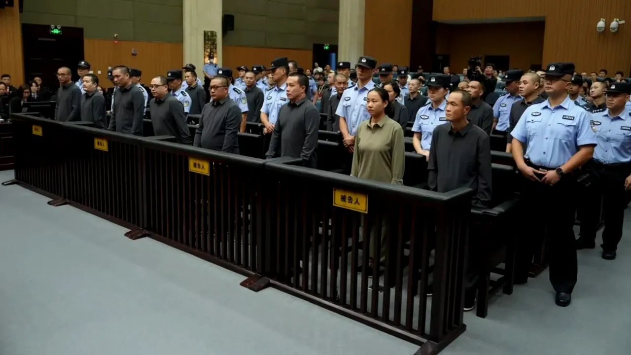 China a executat încă patru membri ai unui clan mafiot acuzat de escrocherii online în Myanmar