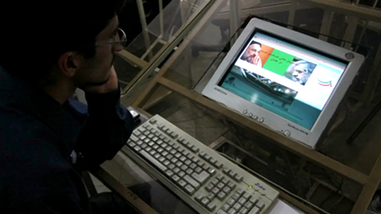 Iranul va monitoriza mesajele telefonice şi email-urile care îndeamnă la proteste