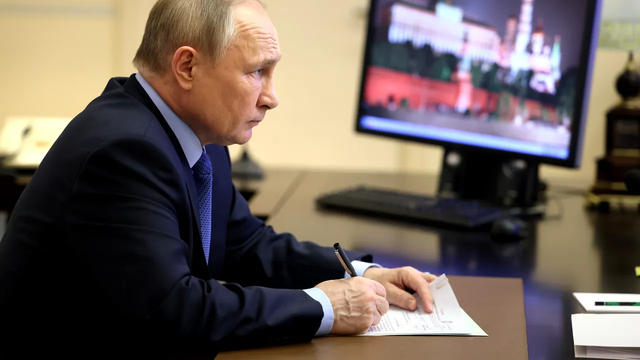 New York Times: Putin se pregăteşte să escaladeze războiul! Printre opţiuni: atacarea centrelor de aprovizionare din România şi Polonia, mobilizare generală în Rusia, intensificarea genocidului împotriva poporului ucrainean, bombardamente nucleare în Marea Neagră şi Ucraina
