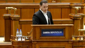 Patronul unei agenţii de turism îl acuză pe fostul deputat Cristian Rizea că nu şi-a plătit biletele