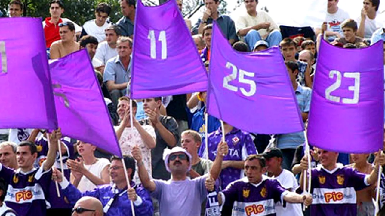 Miting de protest faţă de decizia retrogradării echipei FC Argeş
