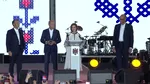 Ziua Independenței Republicii Moldova | Macron, Merz și Tusk sunt la Chișinău. Cei trei lideri europeni au urcat pe scena din Piața Marii Adunări Naționale alături de Maia Sandu