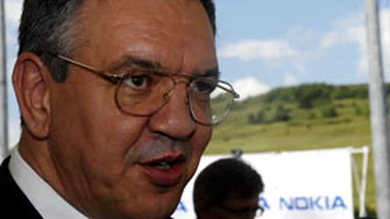 Vosganian şi Păcuraru stabilesc luni forma finală a scrisorii către Băsescu privind pensiile