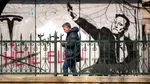 În Capitală a apărut un graffiti cu Elon Musk făcând salutul nazist. Miliardarul a criticat de mai multe ori România
