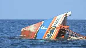 O navă turistică s-a scufundat în Marea Roşie. Echipele de intervenţie au găsit supravieţuitori