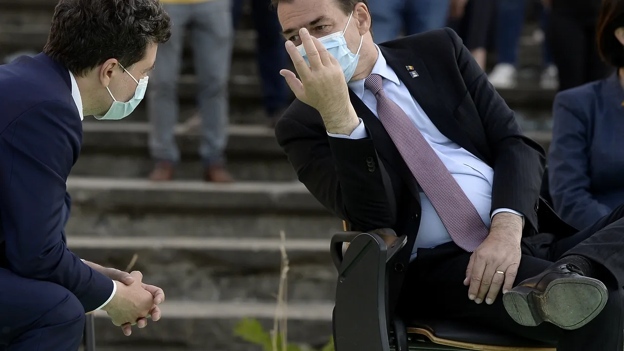 COMENTARIU Marius Oprea: Distanţarea socială. De alegeri.