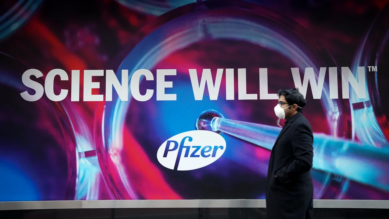 Americanii se vaccinează gratis împotriva coronavirusului. Trei milioane de doze vor fi distribuite iniţial de Pfizer către centrele medicale de pe întreg teritoriul Statelor Unite