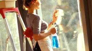 MIT DESFIINŢAT: Cât de mult ajută de fapt activităţile domestice la slăbit