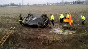 Patru persoane, probabil români, au murit într-un accident rutier produs în Italia. IMAGINI de la locul accidentului