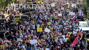 Thailanda organizează alegeri parlamentare anticipate, pe fondul protestelor violente