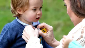 Emoţii în familia regală britanică: Prinţesa Charlotte, în prima zi la grădiniţă | FOTO
