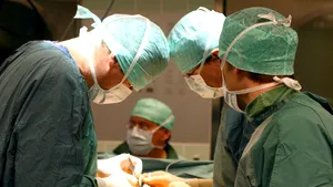 Zota: Cinci bolnavi salvaţi în urma unor transplanturi de ficat şi de rinichi