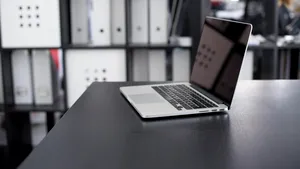 Chinezii nu se dezmint: nu încearcă să fabrice cel mai „deștept” model de Inteligență Artificială, ci cel mai ieftin