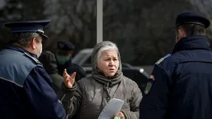 Cum a obţinut un pretins ofiţer de informaţii şi poliţist din Alba 130.000 de lei de la o femeie