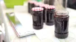 Un bărbat a otrăvit dulceața dintr-un supermarket. El a filmat momentul și i-a cerut producătorului o recompensă uriașă