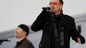 Bono recunoaşte că este enervant