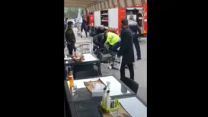 Dosarul bărbatului decedat la Piteşti, după intervenţia brutală a poliţiştilor. Agentul de 21 de ani reţinut are o tentativă penală