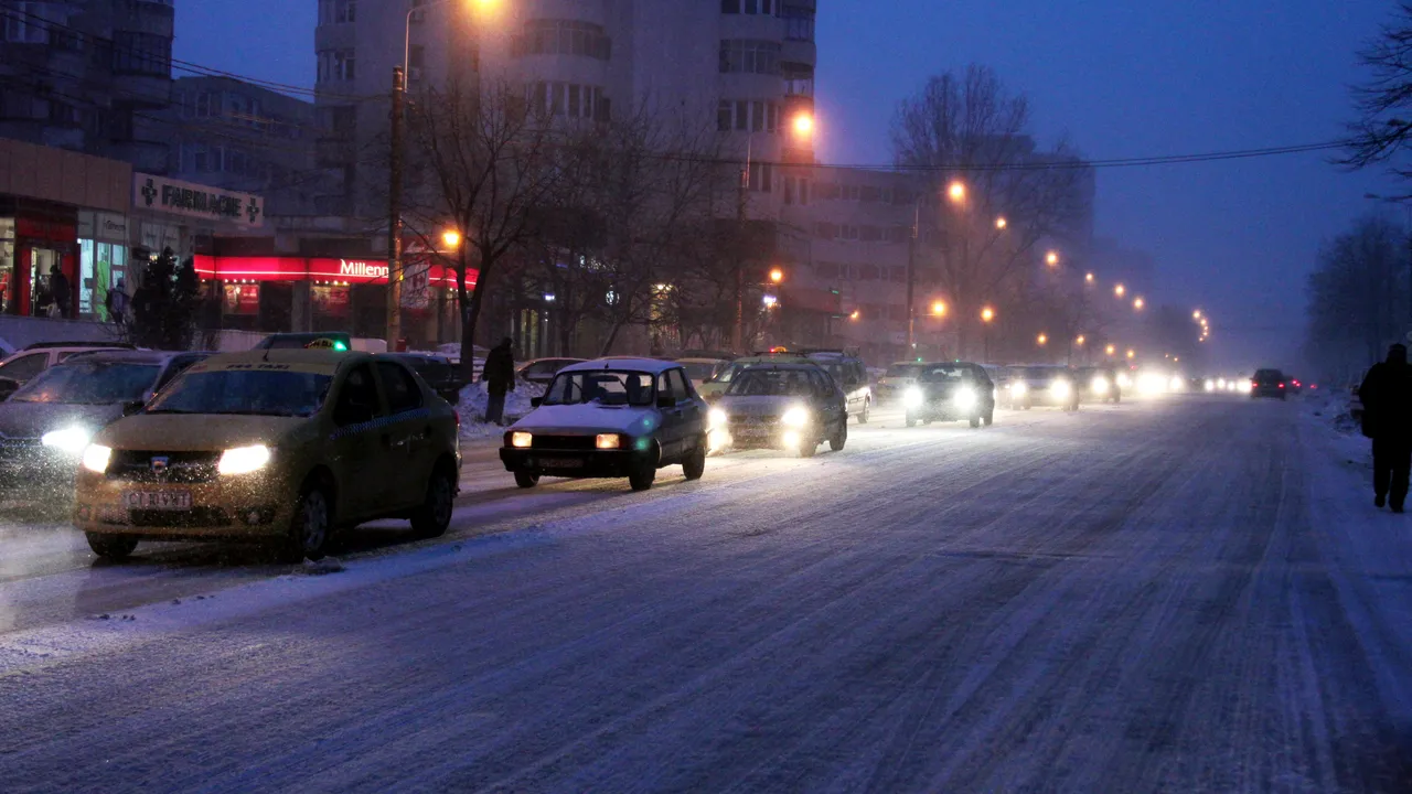 Cod galben şi cod portocaliu de ploi, ninsori şi vânt| IGSU: Peste 3.500 de pompieri, pregătiţi să intervină dacă apar probleme din cauza vremii